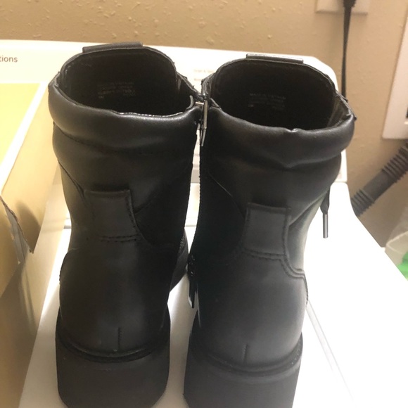 Michael Kors combat boot black leather upper - Picture 6 of 9